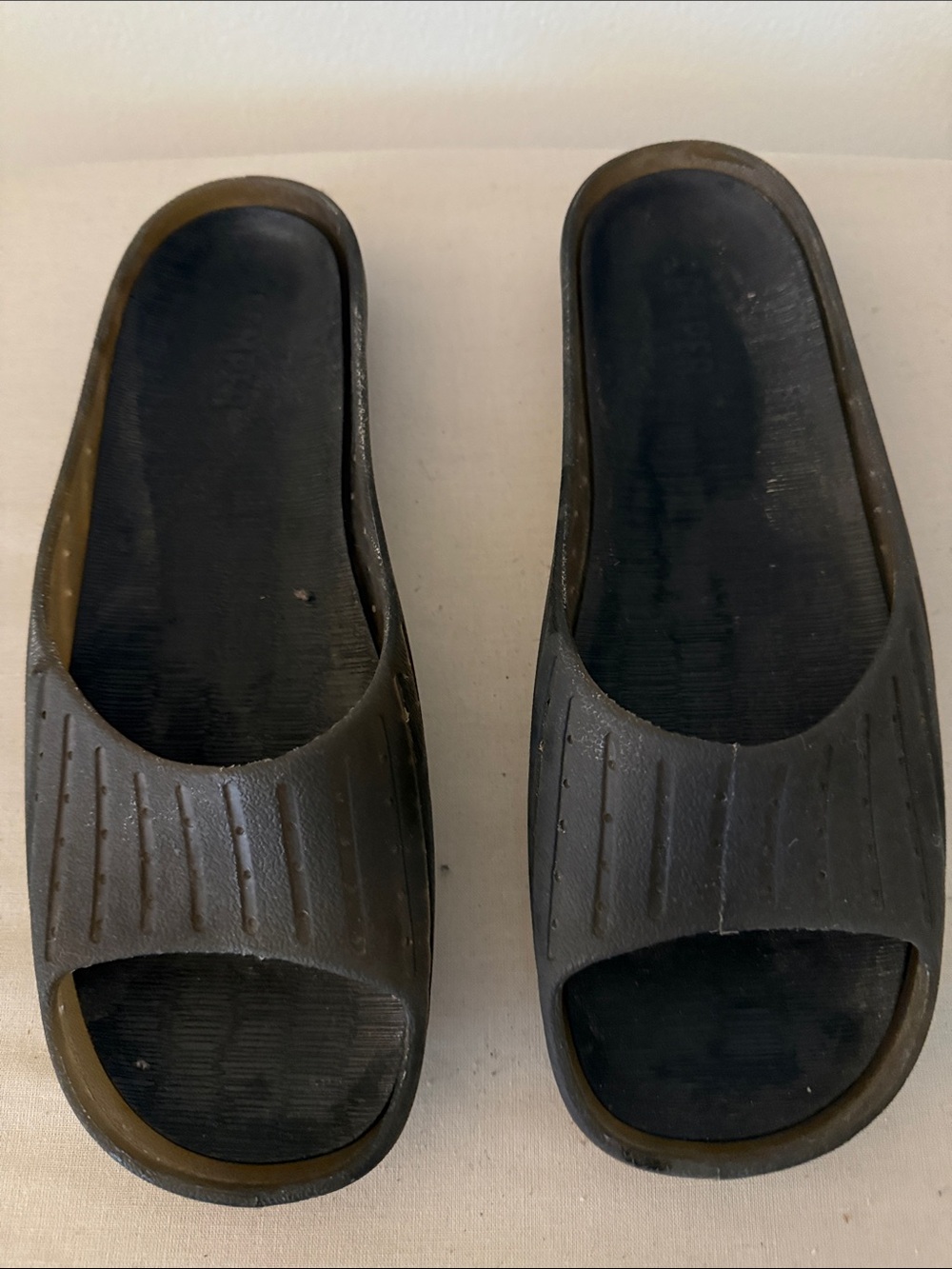 Camper wabi dark gray rubber Slide Sandals  size 39 8.5 9
